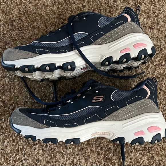 Skechers D Lites Women's Sneakers. - Picture 9 of 9